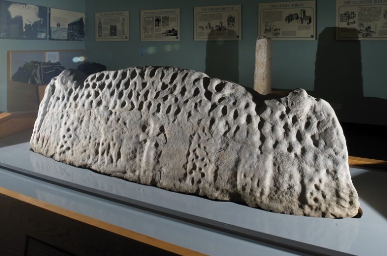 A Beginners Guide to Scotland's Historic Burials Sites Engine Shed