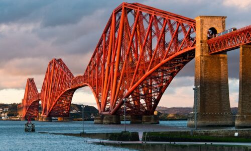 How was it built: the iconic Forth Bridge
